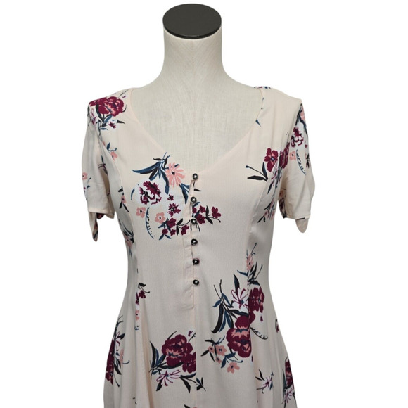 ASTR The Label Women Short Sleeve Floral V-Neck Viscose Dress Size Small - Picture 9 of 13